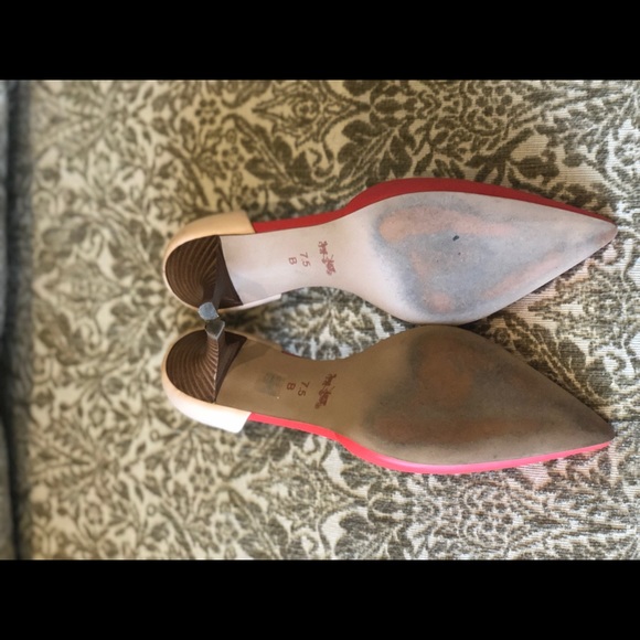 block kitten heel pumps